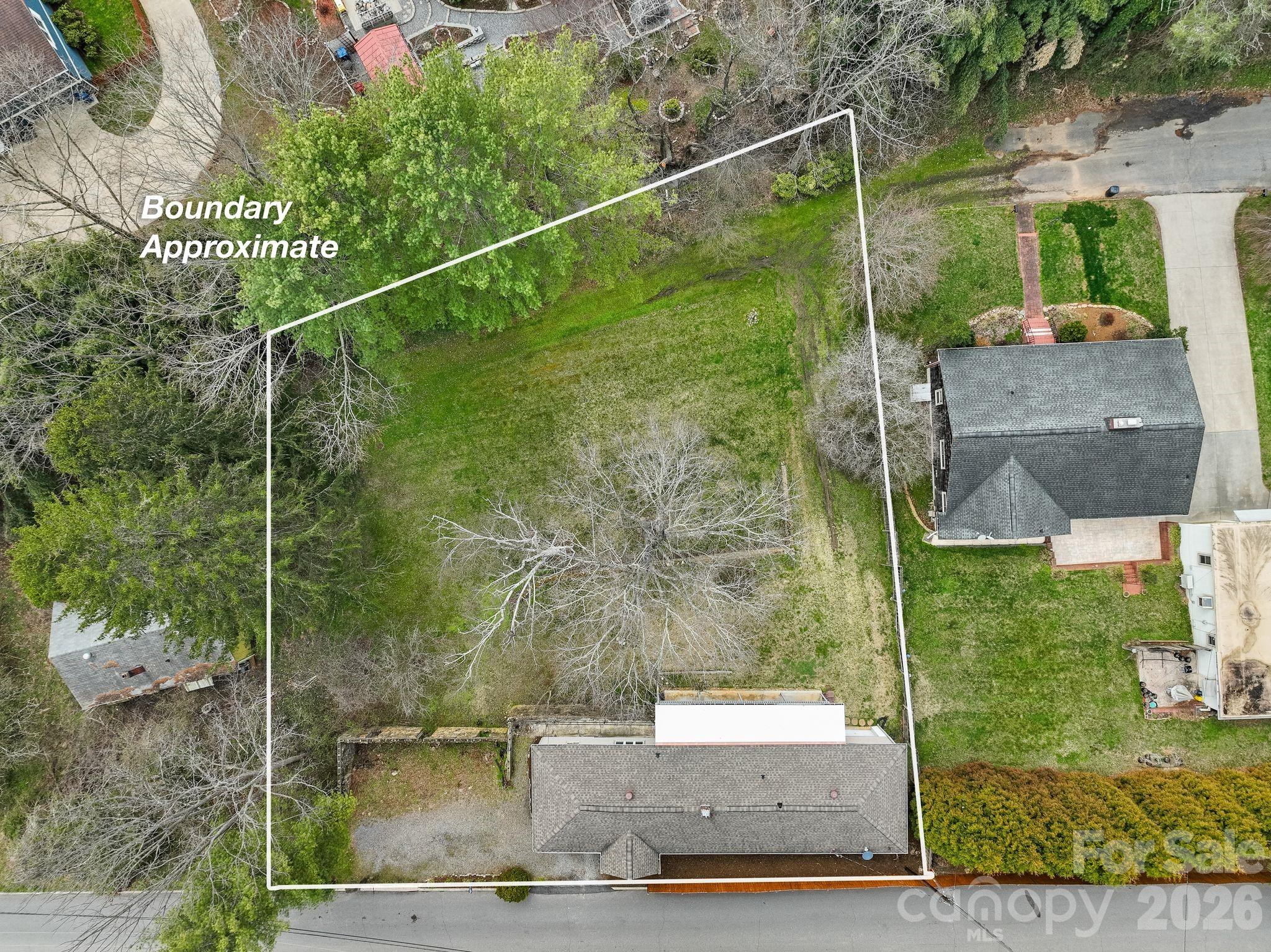 212 Holtzclaw Street Canton NC 28716
