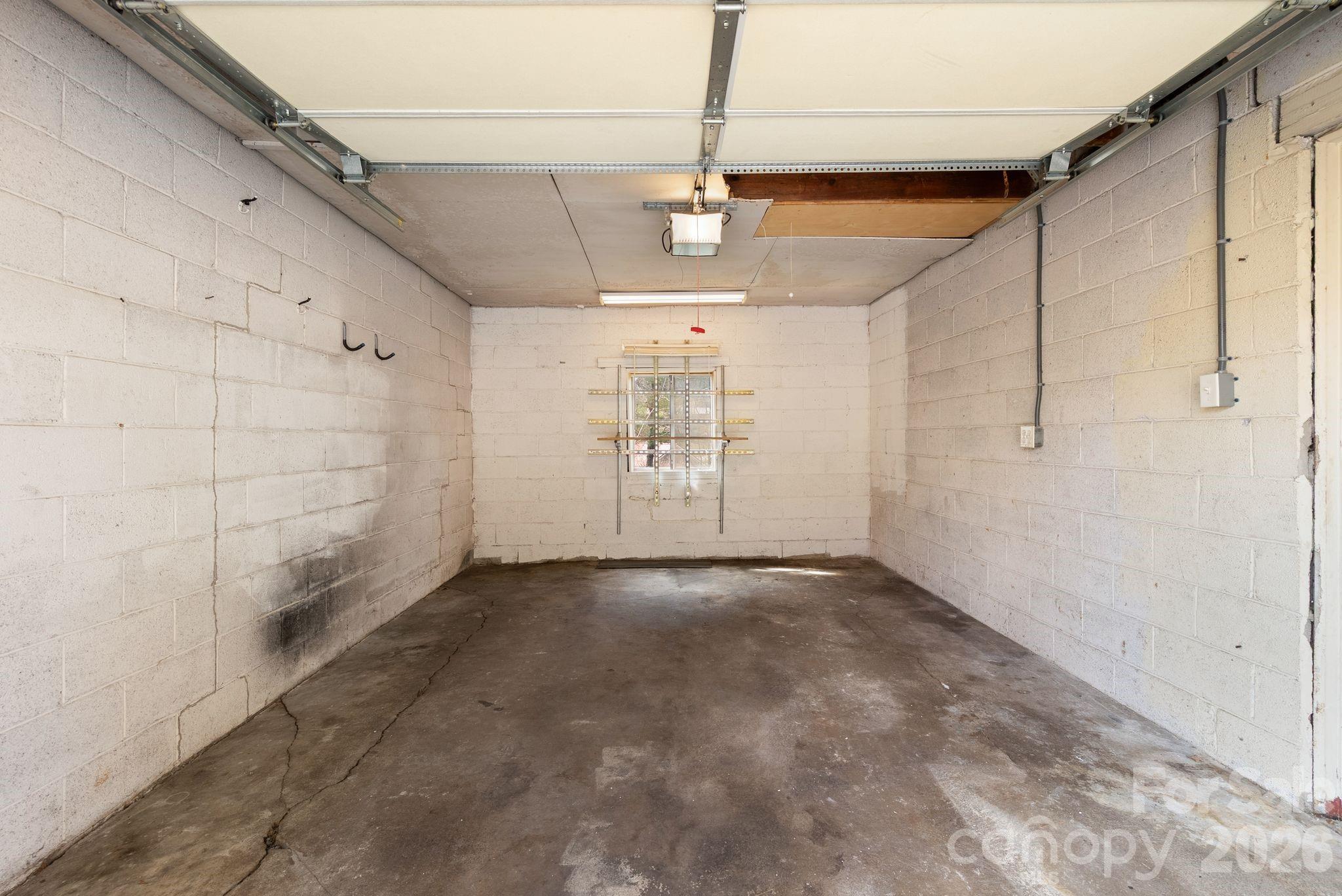 212 Holtzclaw Street Canton NC 28716