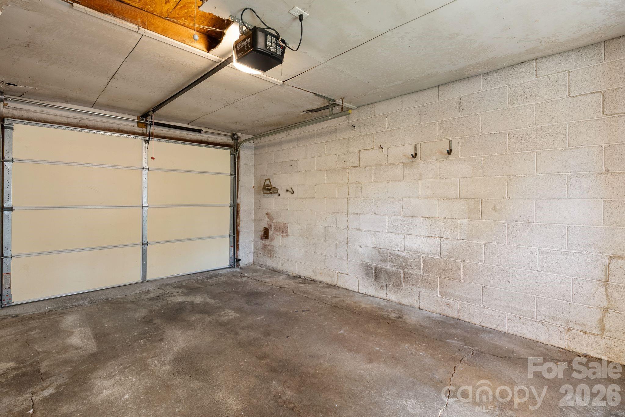 212 Holtzclaw Street Canton NC 28716