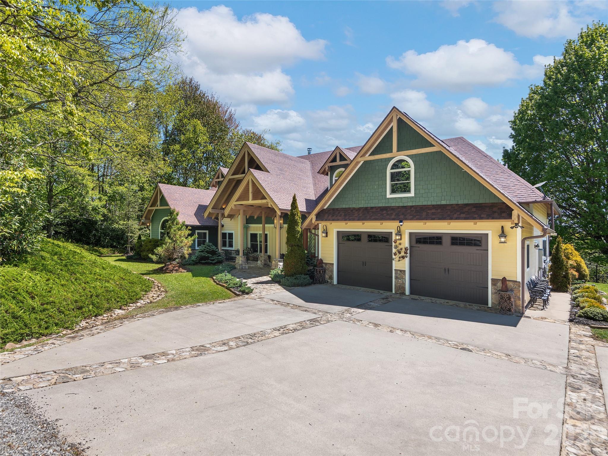 350 Snow Flake Lane Maggie Valley NC 28751