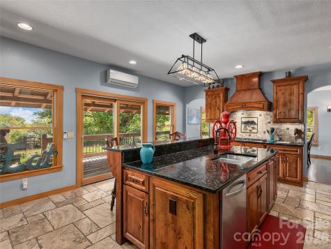 350 Snow Flake Lane Maggie Valley NC 28751