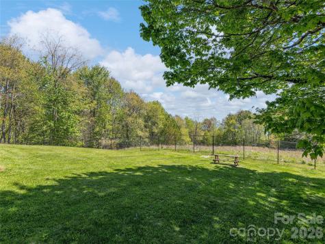 350 Snow Flake Lane Maggie Valley NC 28751