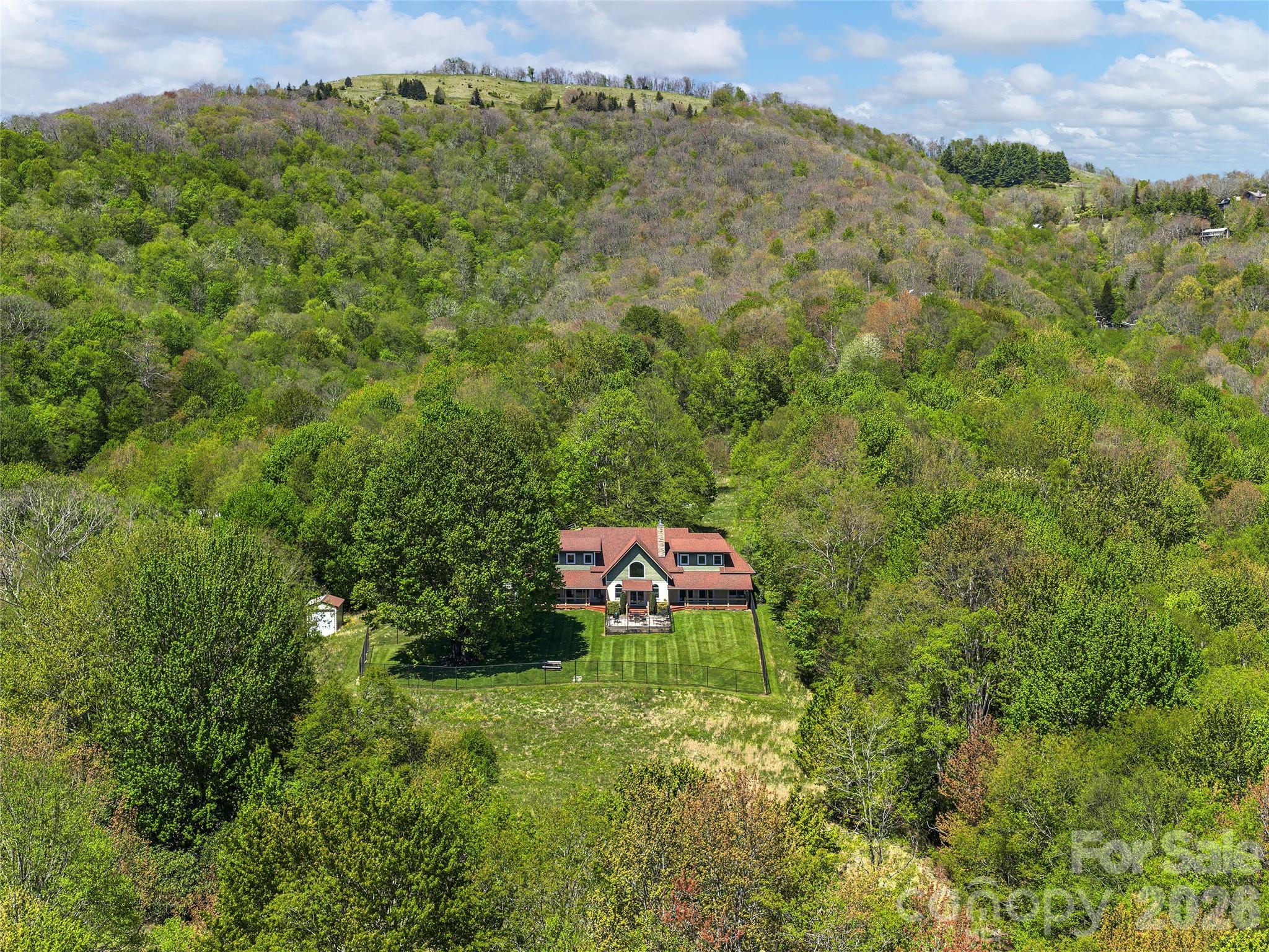 350 Snow Flake Lane Maggie Valley NC 28751