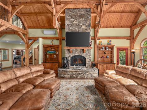 350 Snow Flake Lane Maggie Valley NC 28751