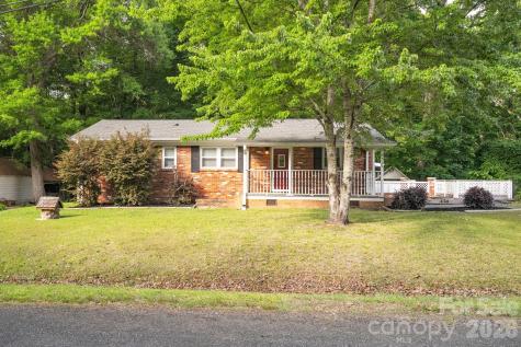 6517 Riverine Drive Charlotte NC 28216