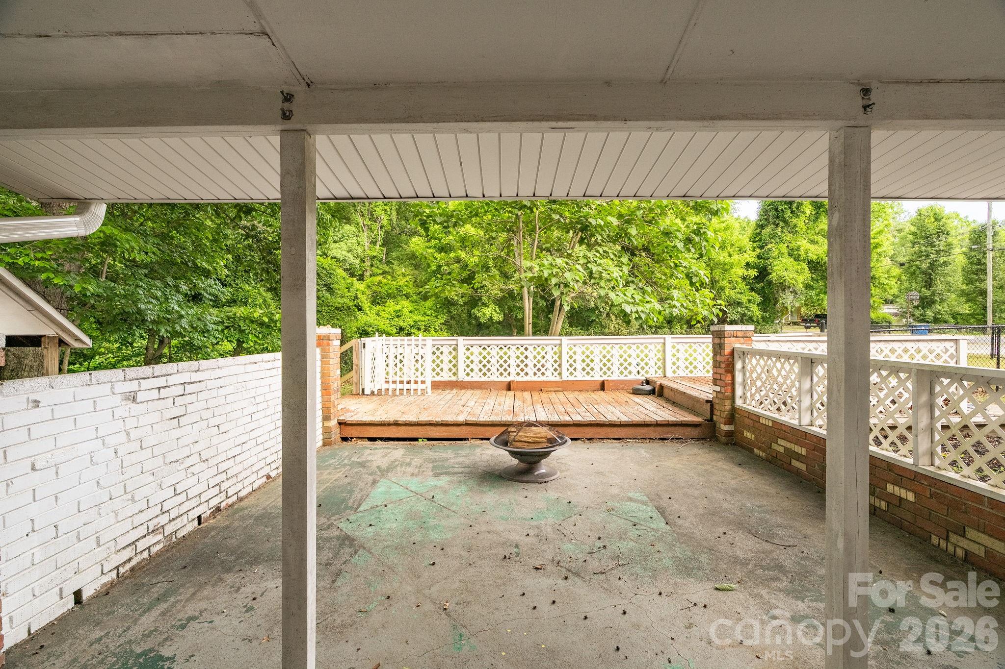 6517 Riverine Drive Charlotte NC 28216