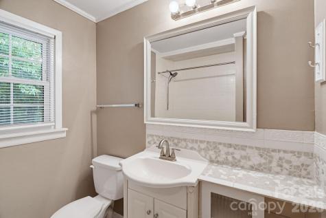6517 Riverine Drive Charlotte NC 28216