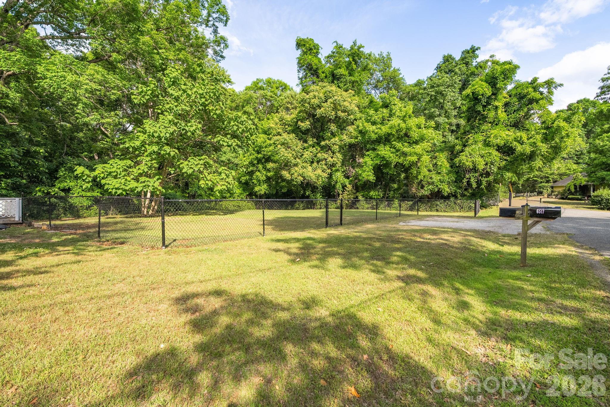 6517 Riverine Drive Charlotte NC 28216