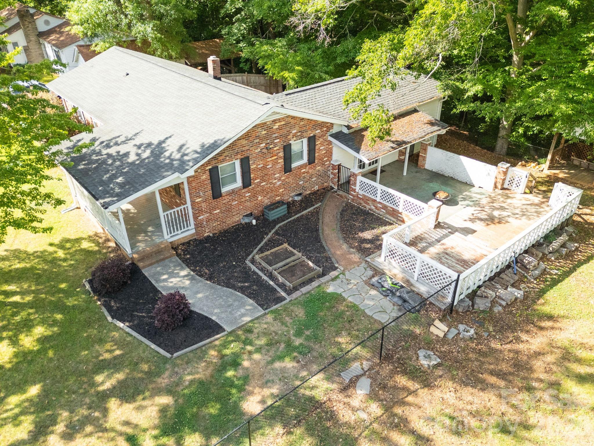 6517 Riverine Drive Charlotte NC 28216