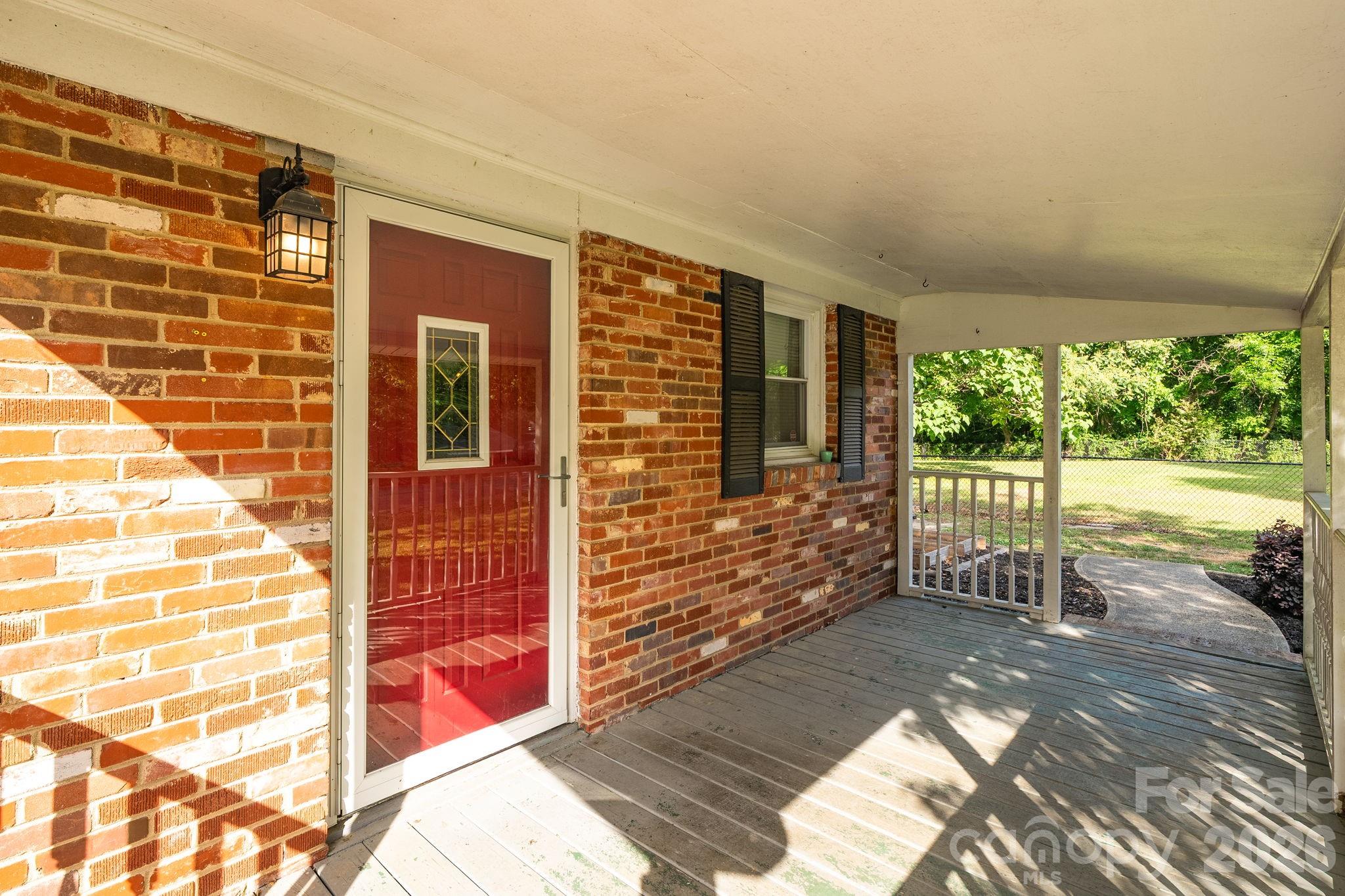 6517 Riverine Drive Charlotte NC 28216