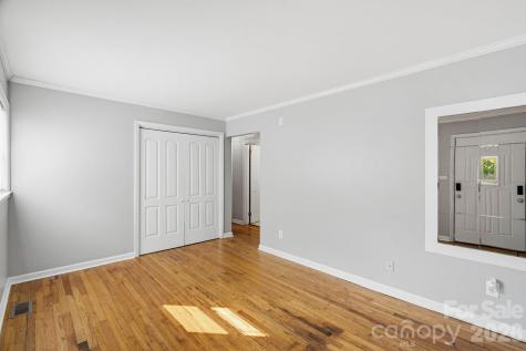 6517 Riverine Drive Charlotte NC 28216