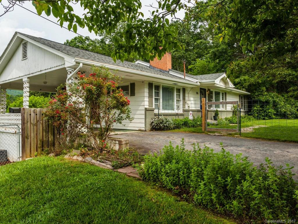 105 Ridge Road Candler NC 28715
