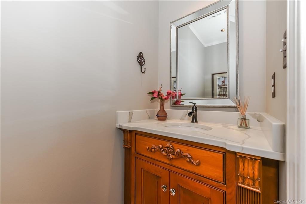 3901 Ayscough Road Charlotte NC 28211