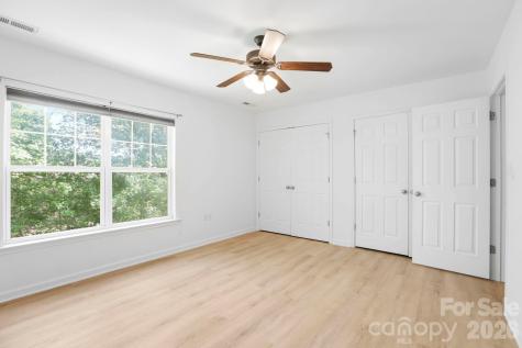 140 Thea Lane Fletcher NC 28732
