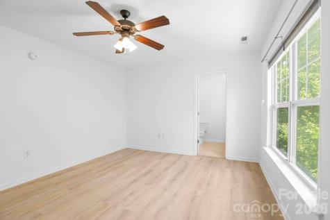 140 Thea Lane Fletcher NC 28732