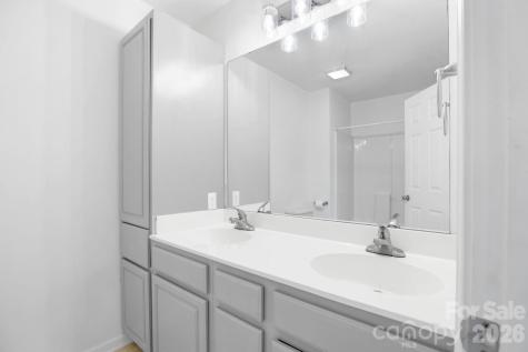 140 Thea Lane Fletcher NC 28732