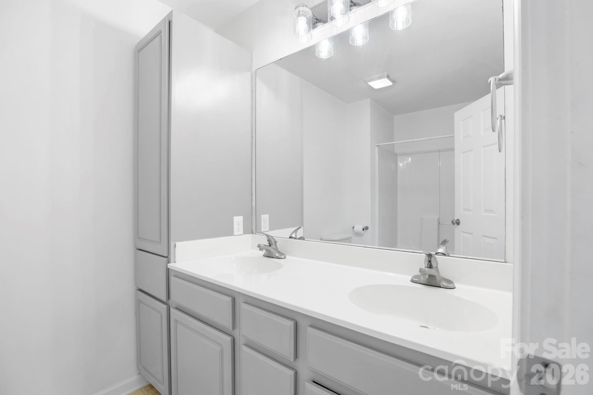 140 Thea Lane Fletcher NC 28732