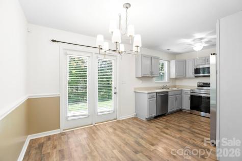 140 Thea Lane Fletcher NC 28732