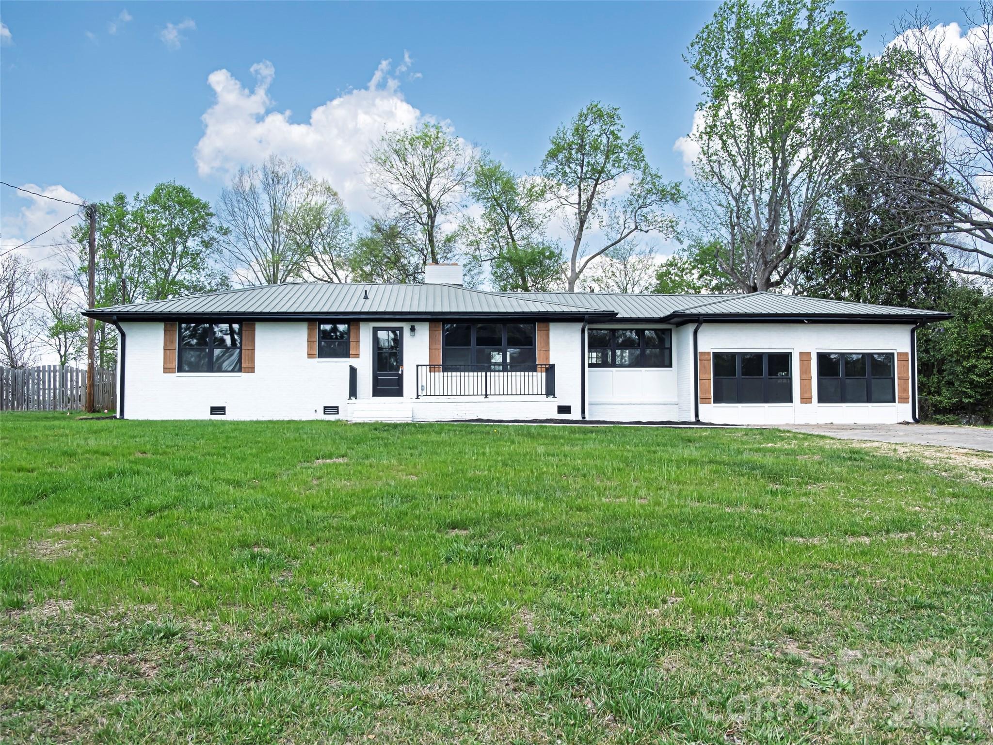1325 Armstrong Road Belmont NC 28012