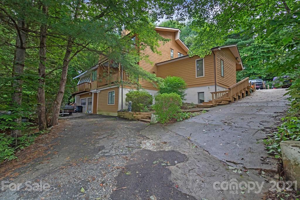117 Silver Fox Lane Pisgah Forest NC 28768