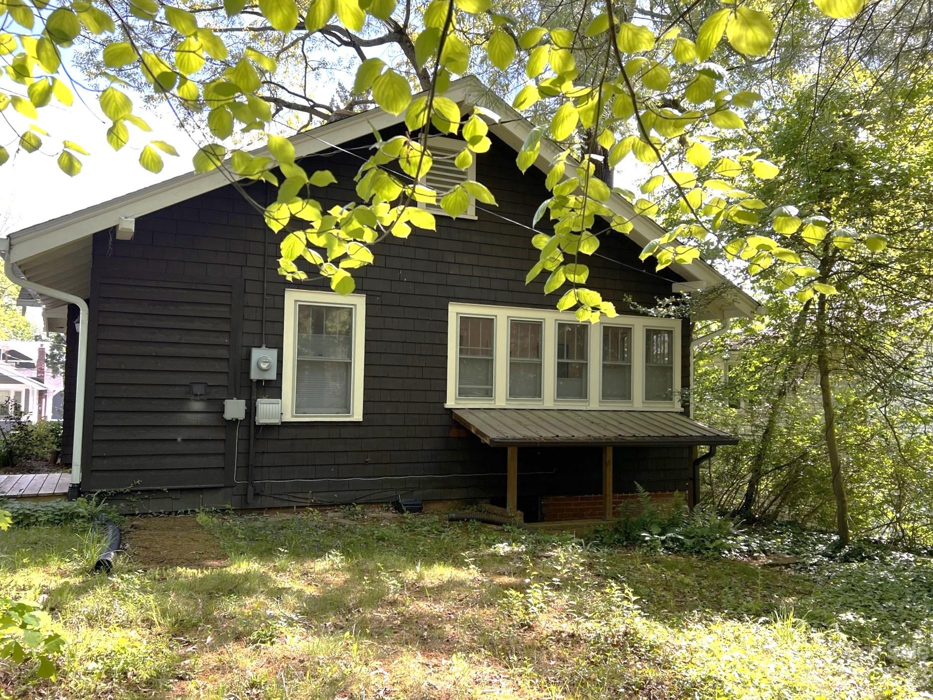 40 Woodward Avenue Asheville NC 28804