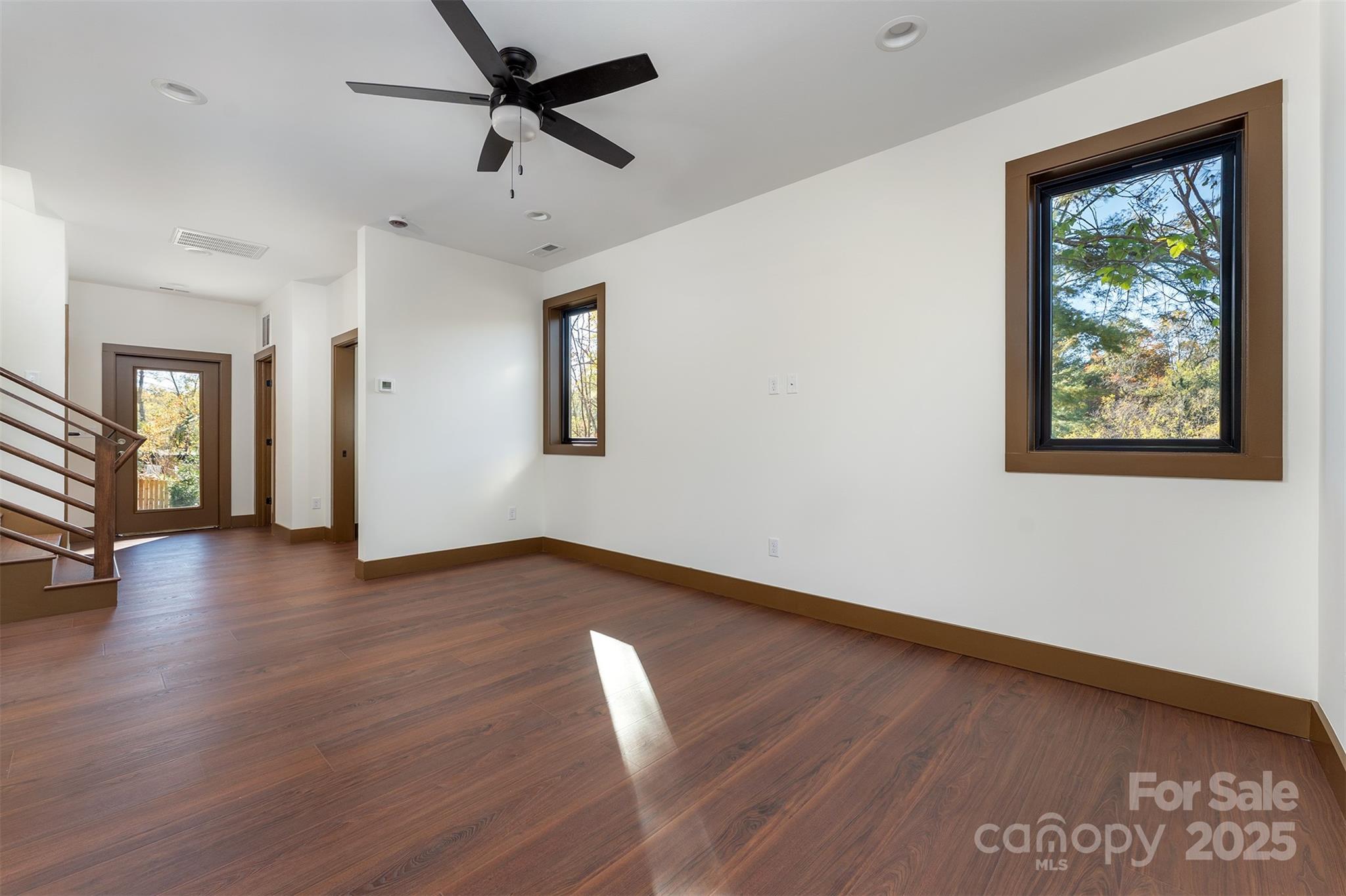119 N Bear Creek Road Asheville NC 28806
