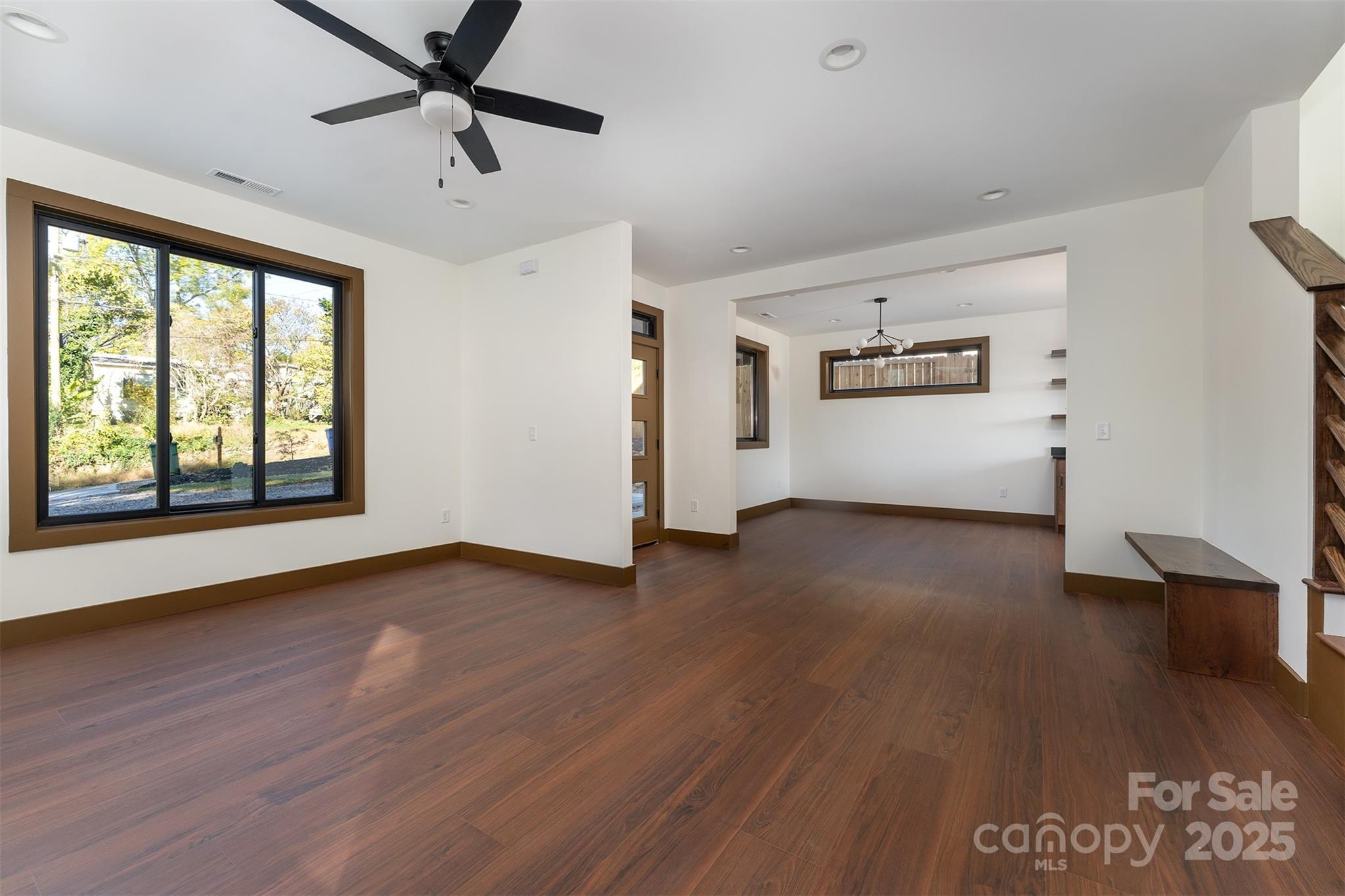 119 N Bear Creek Road Asheville NC 28806