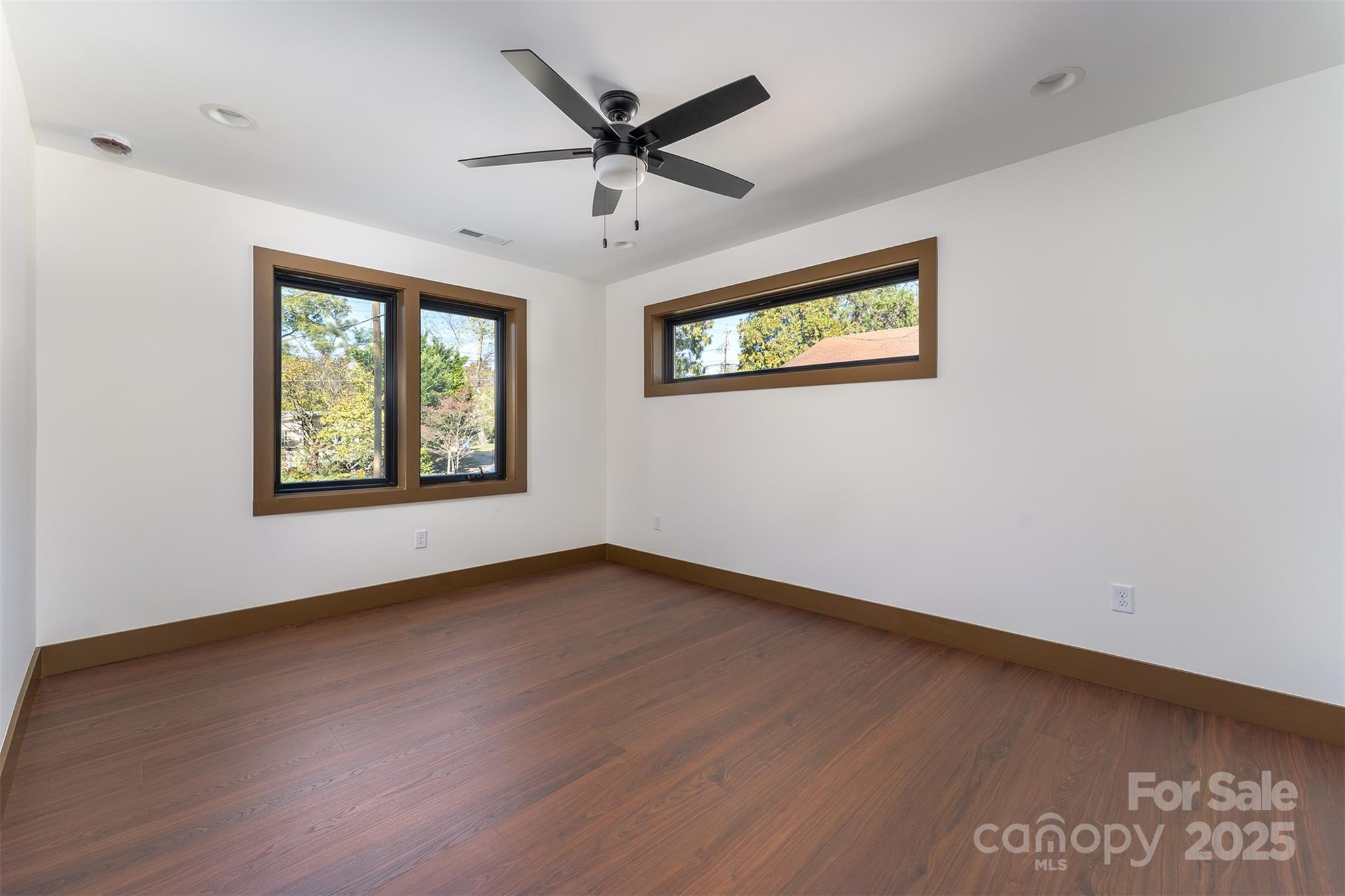 119 N Bear Creek Road Asheville NC 28806
