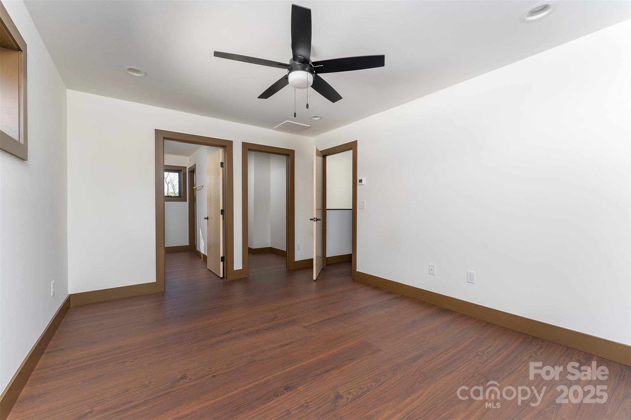 119 N Bear Creek Road Asheville NC 28806
