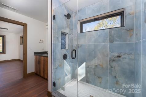 119 N Bear Creek Road Asheville NC 28806