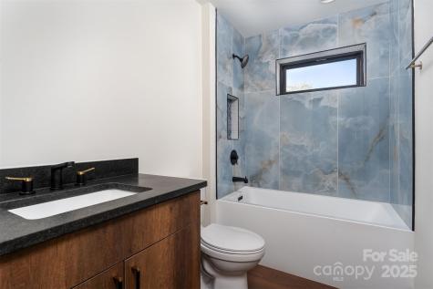 119 N Bear Creek Road Asheville NC 28806