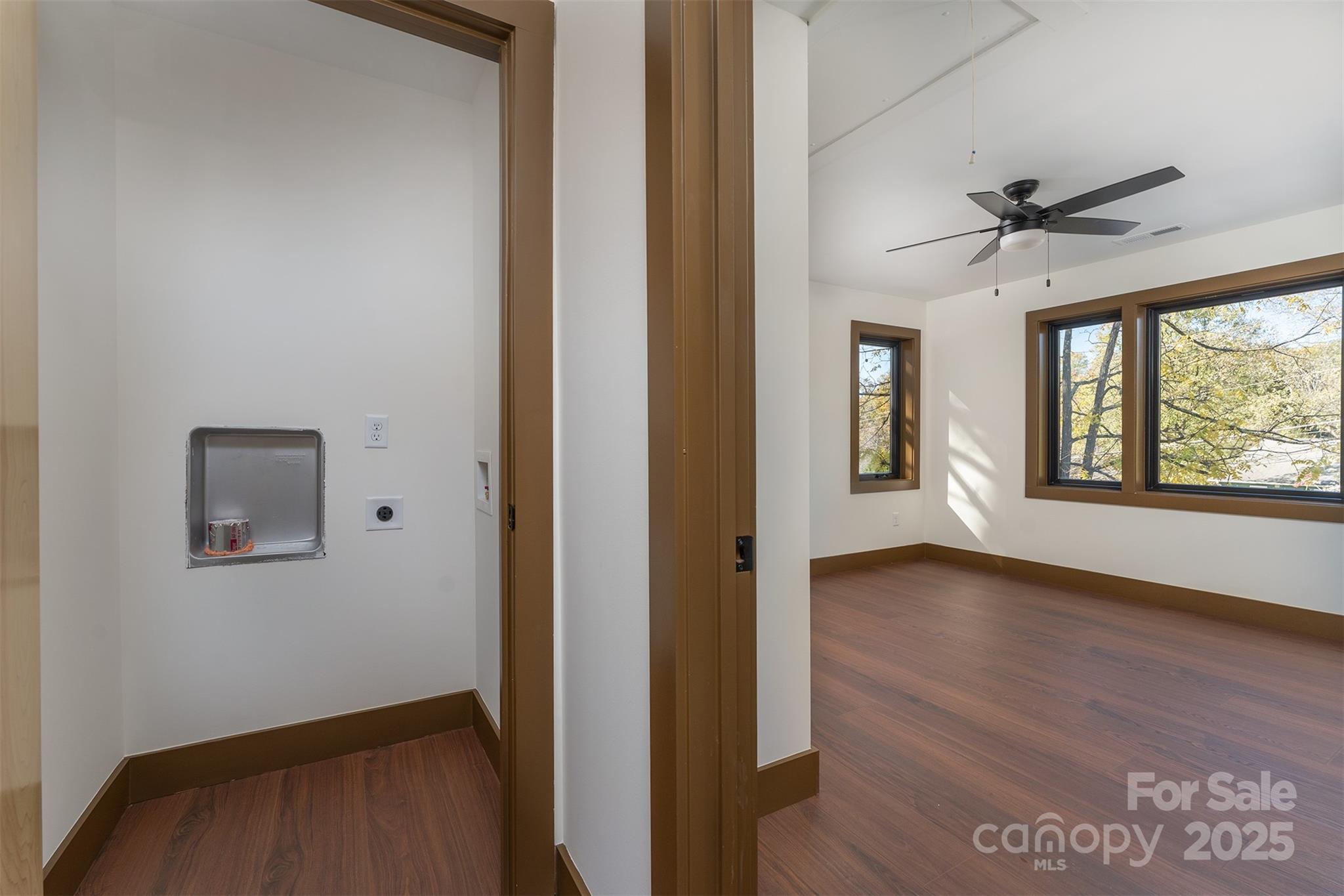 119 N Bear Creek Road Asheville NC 28806