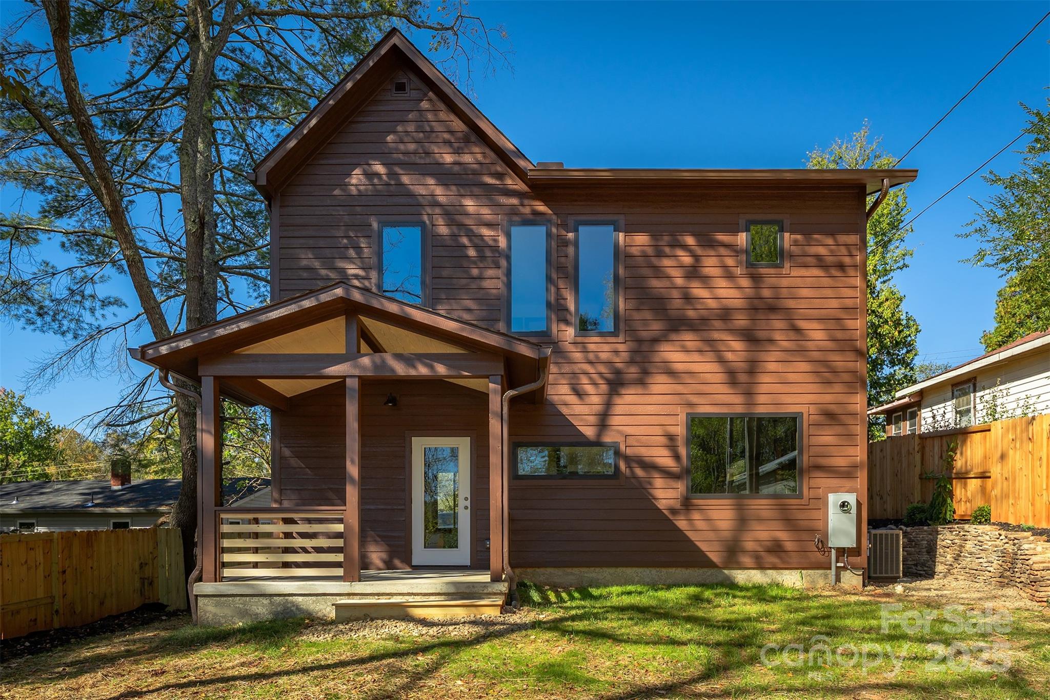 119 N Bear Creek Road Asheville NC 28806
