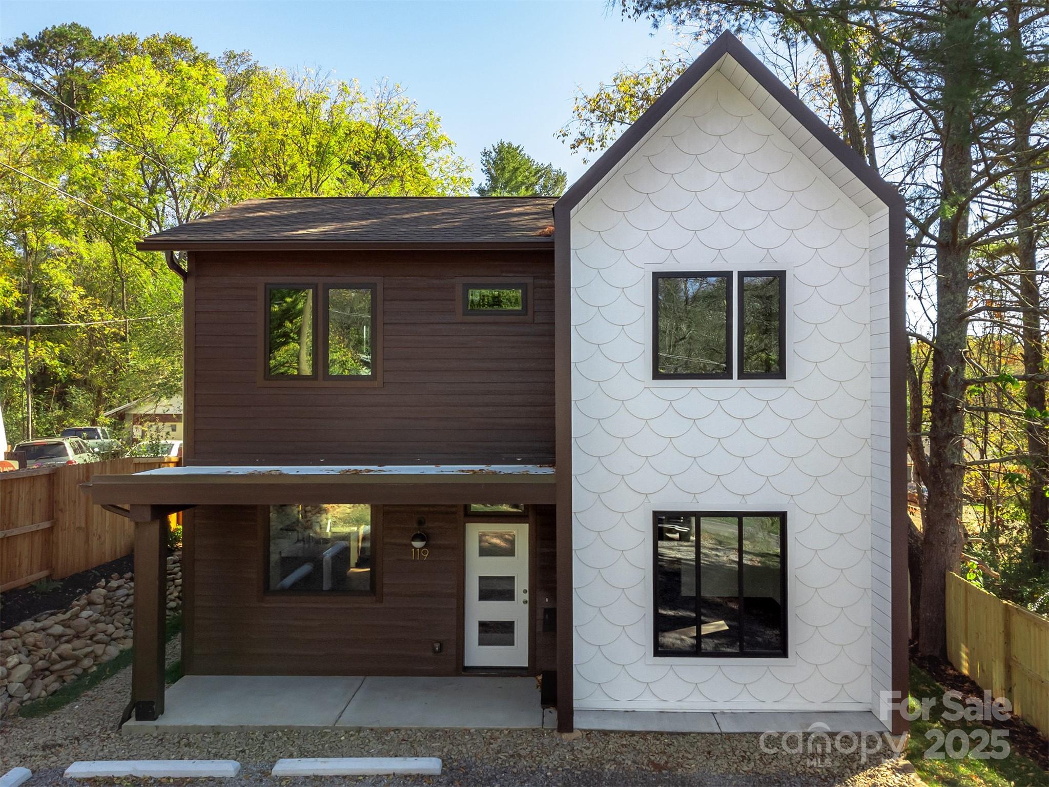 119 N Bear Creek Road Asheville NC 28806