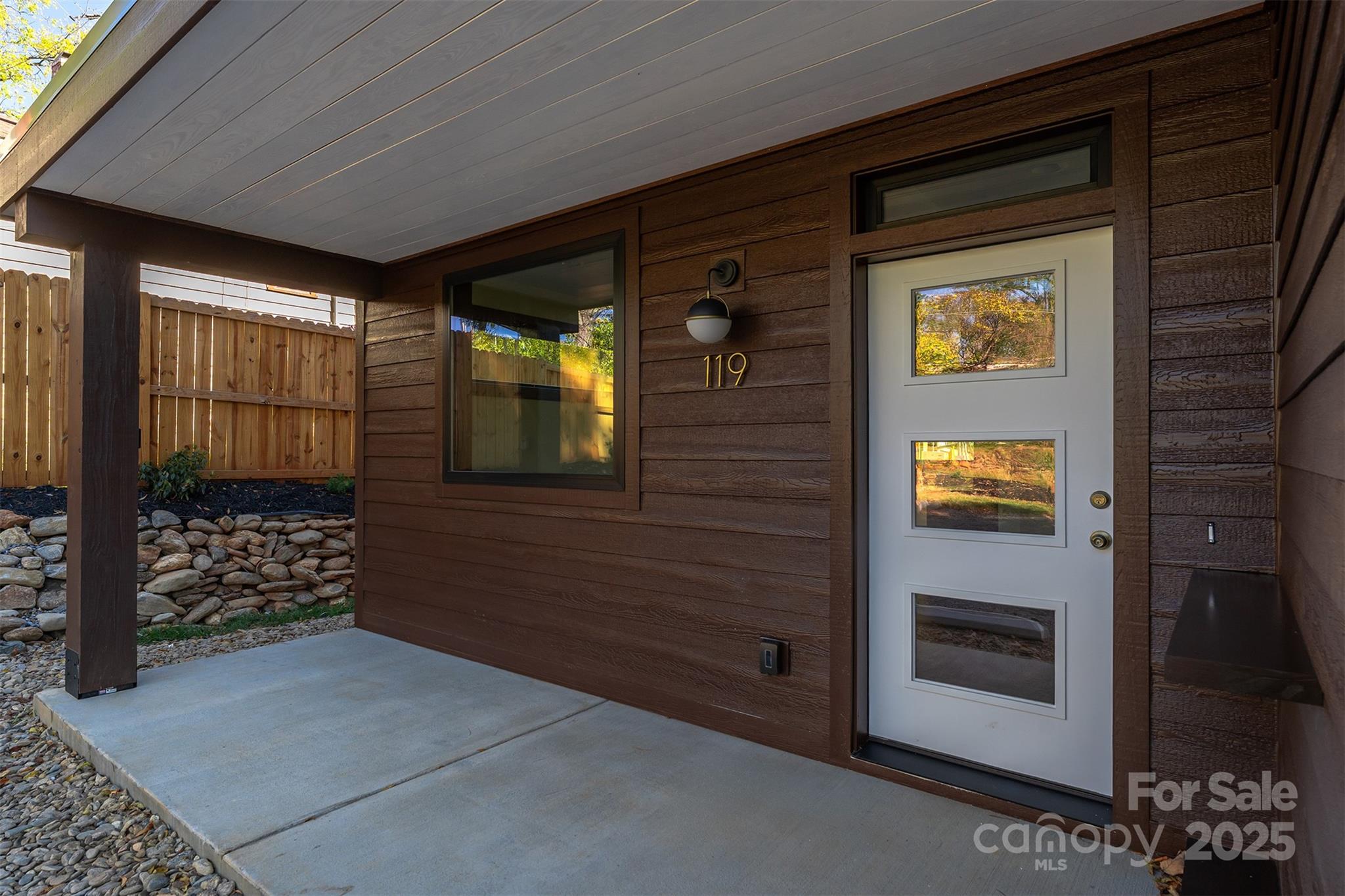 119 N Bear Creek Road Asheville NC 28806