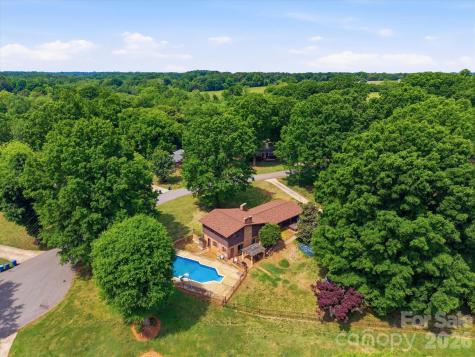 3634 Brookwood Drive Maiden NC 28650