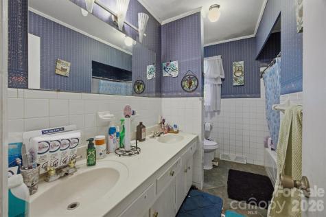 3634 Brookwood Drive Maiden NC 28650