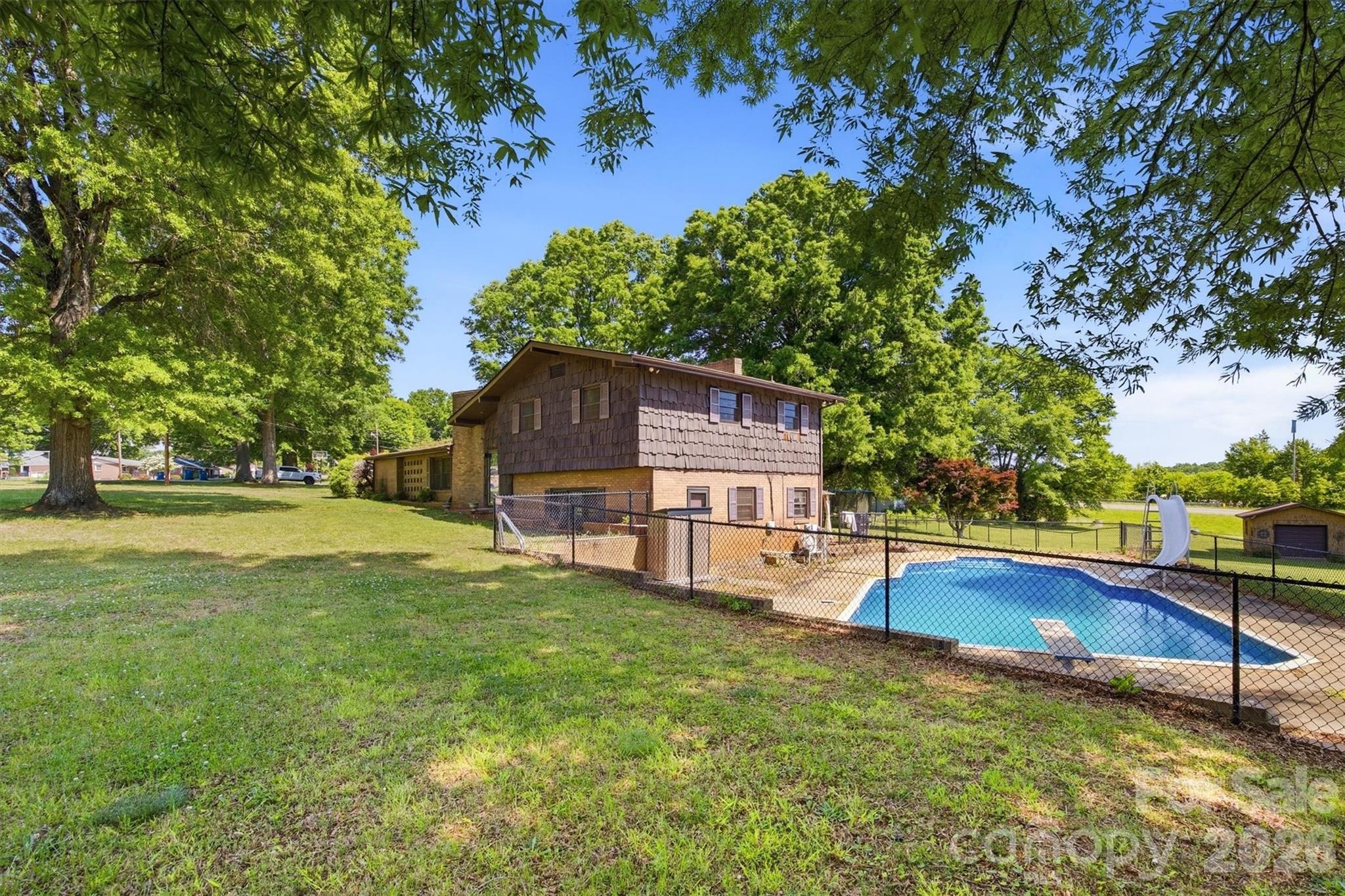 3634 Brookwood Drive Maiden NC 28650
