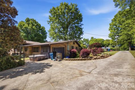 3634 Brookwood Drive Maiden NC 28650