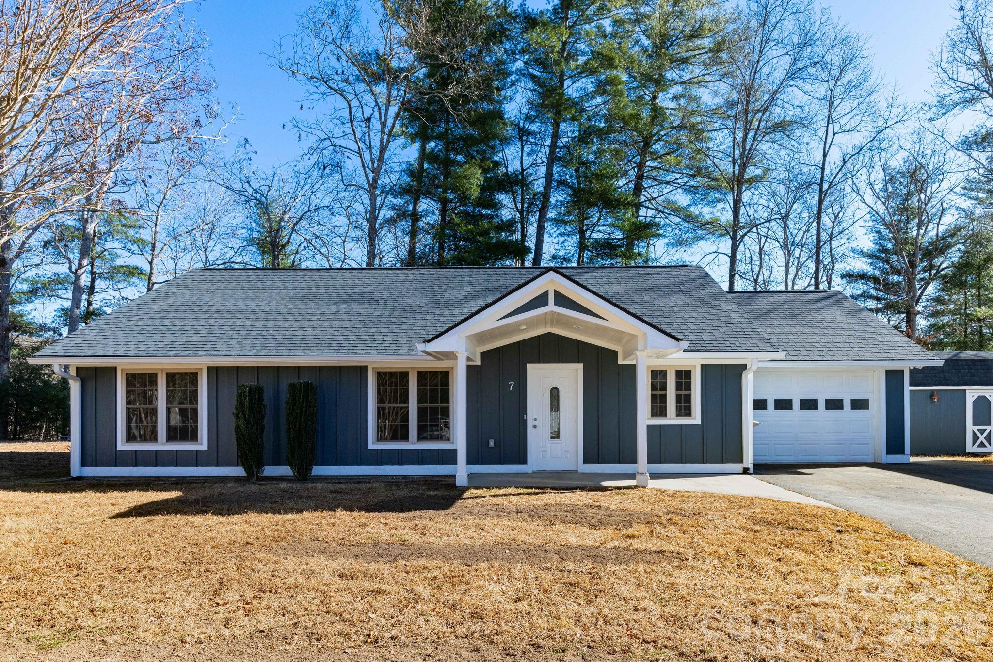 7 Mcgee Ridge Road Fairview NC 28730