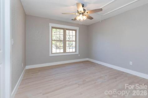 7 Mcgee Ridge Road Fairview NC 28730