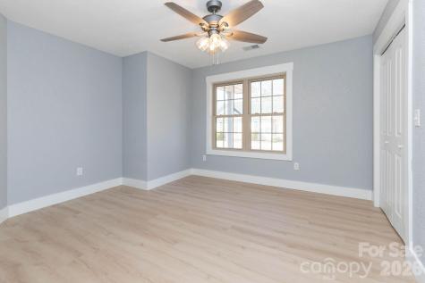 7 Mcgee Ridge Road Fairview NC 28730