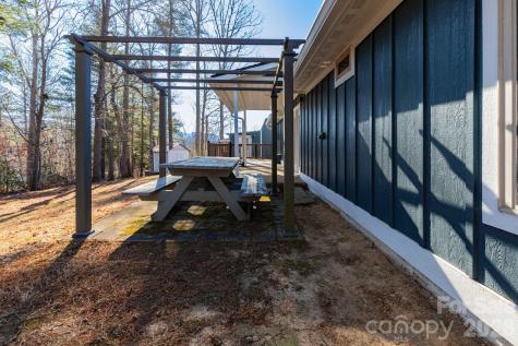 7 Mcgee Ridge Road Fairview NC 28730
