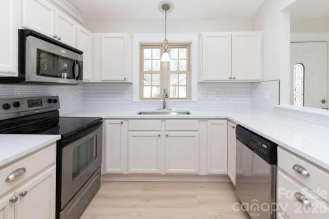 7 Mcgee Ridge Road Fairview NC 28730