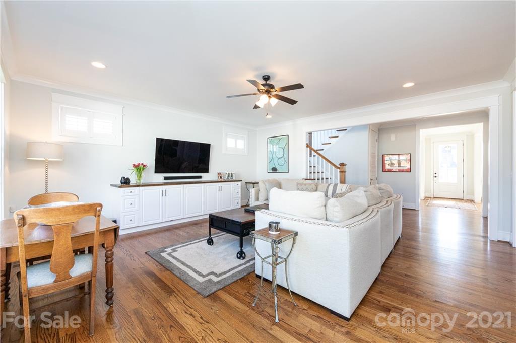 533 Melbourne Court Charlotte NC 28209