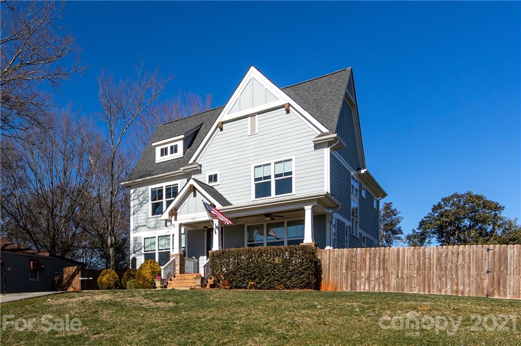533 Melbourne Court Charlotte NC 28209