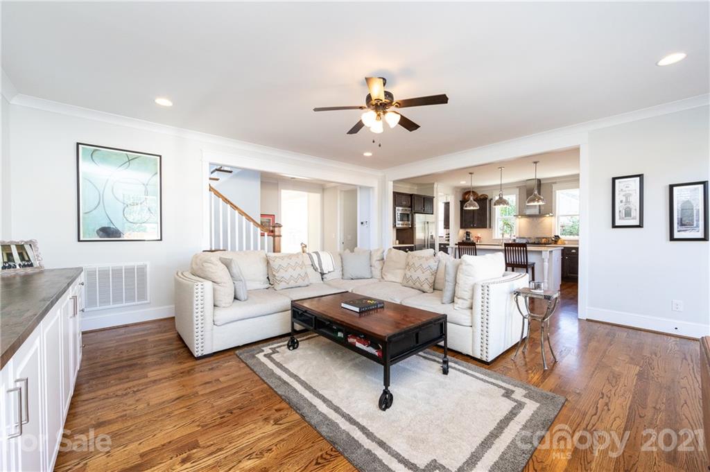 533 Melbourne Court Charlotte NC 28209
