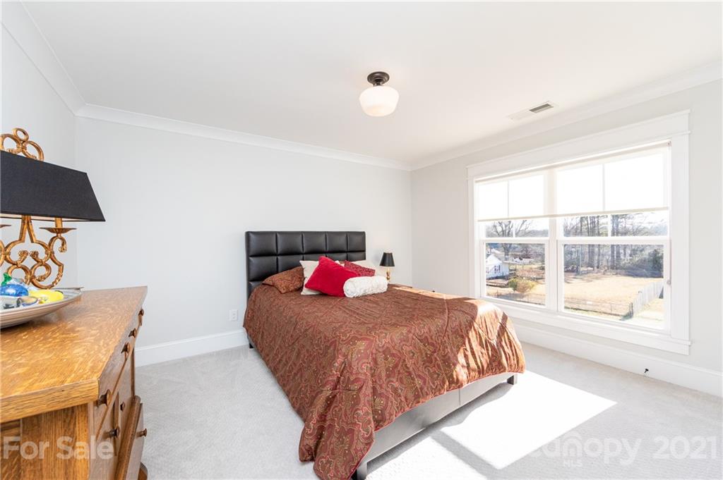 533 Melbourne Court Charlotte NC 28209