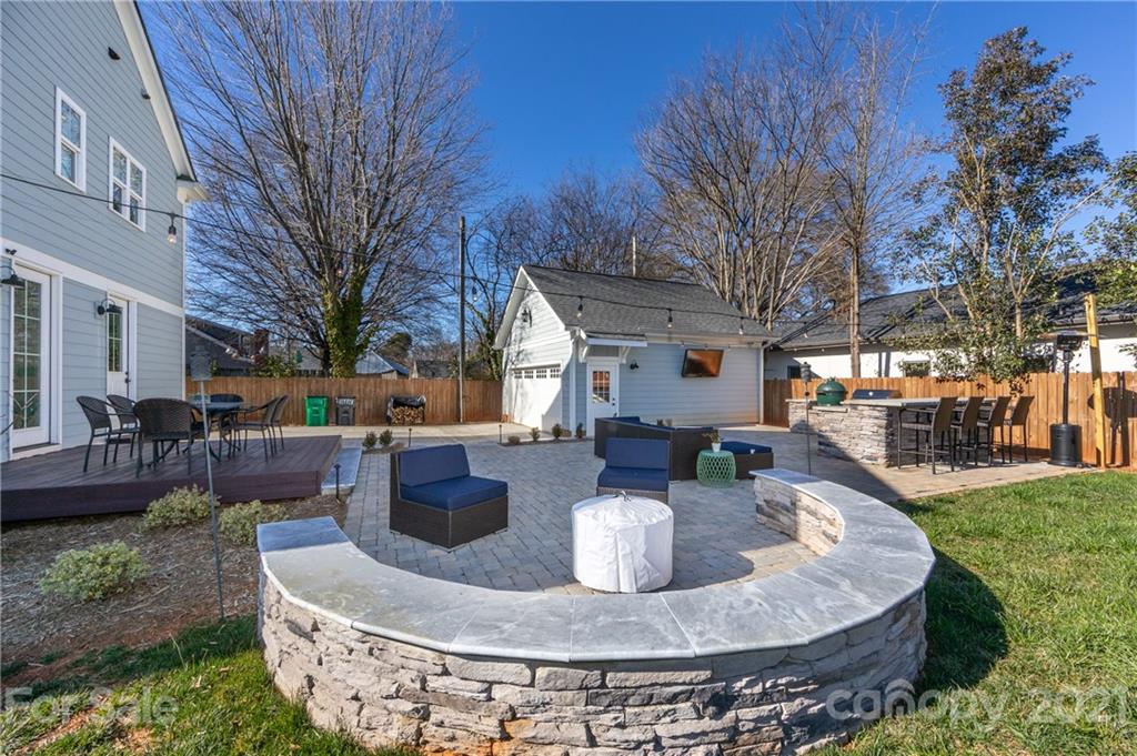 533 Melbourne Court Charlotte NC 28209
