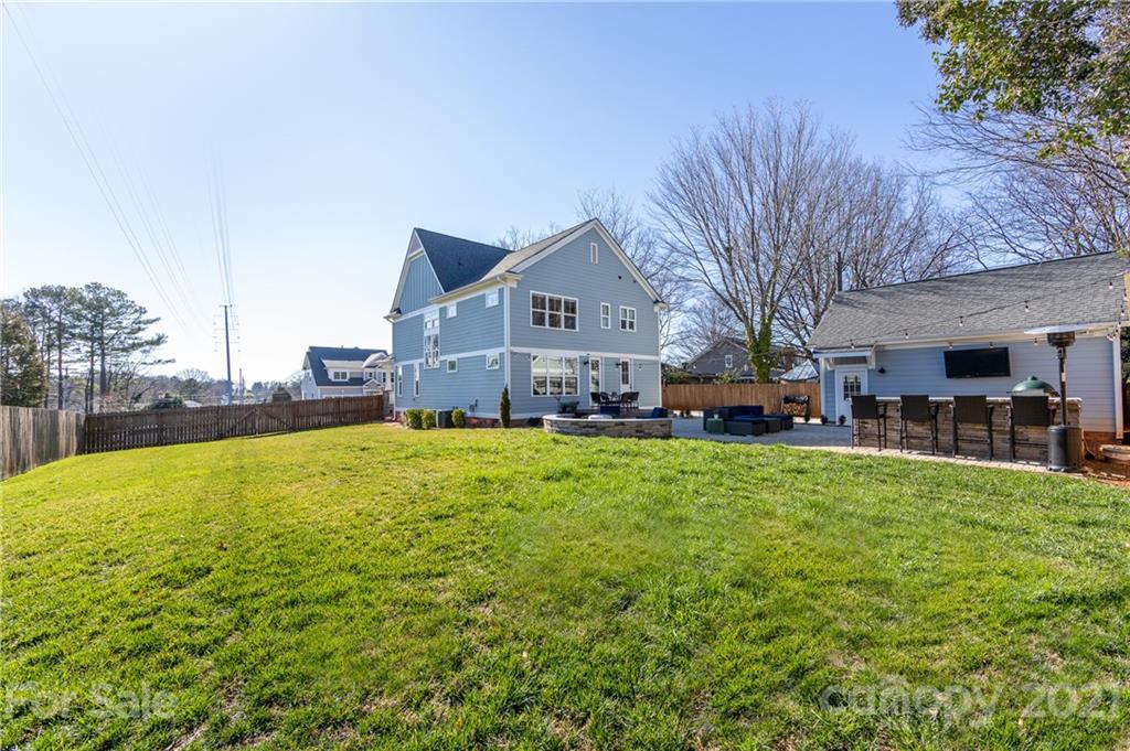 533 Melbourne Court Charlotte NC 28209
